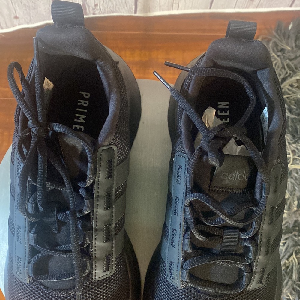 KID’S ADIDAS RACER TR21 Running Shoe Big Kid - Picture 4 of 12